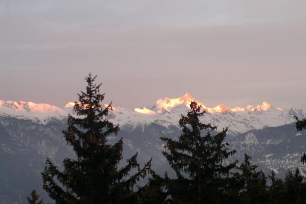 La Casetta Di Crans Exterior foto
